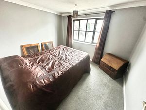 Doves Court - click for photo gallery